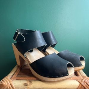 Bryr Studio “Miranda” heeled clogs in black leather, size 37
